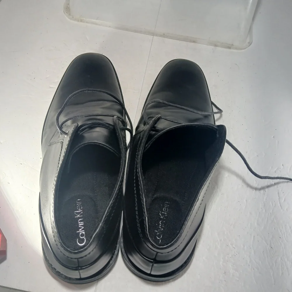 Calvin Klein Warden Chukka Boots 9.5 Black Faux Leather Dress Ankle Shoes Men